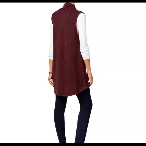 Burgundy sweater vest - Picture 2 of 4